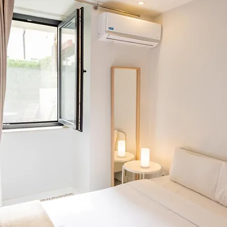 Lapa Charm With Patio Apartment